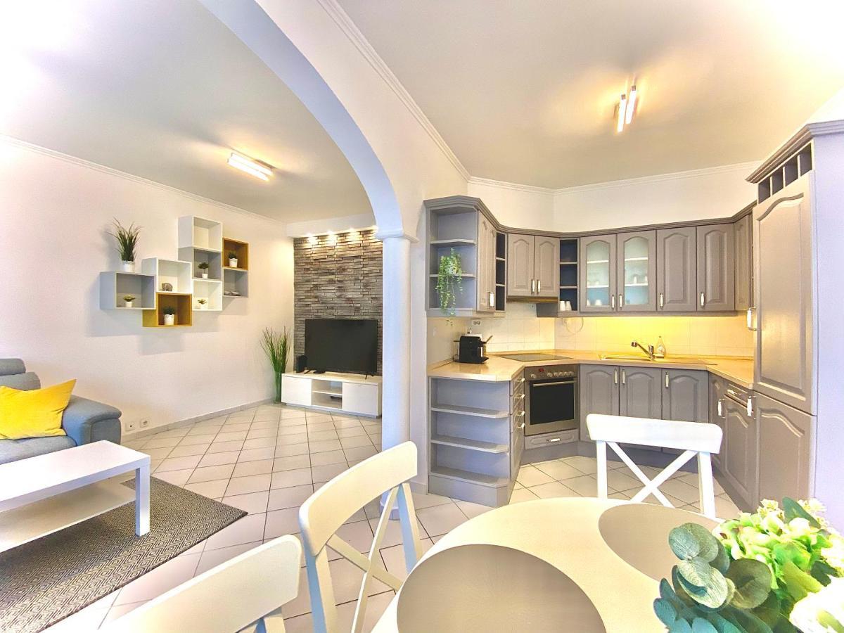 Mirell Apartman 塞格德 外观 照片