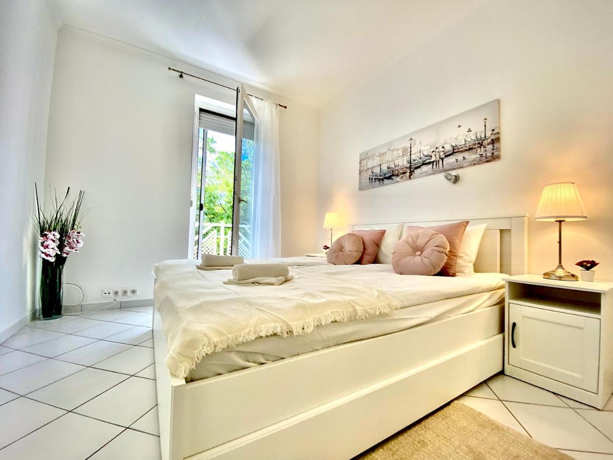 Mirell Apartman 塞格德 外观 照片