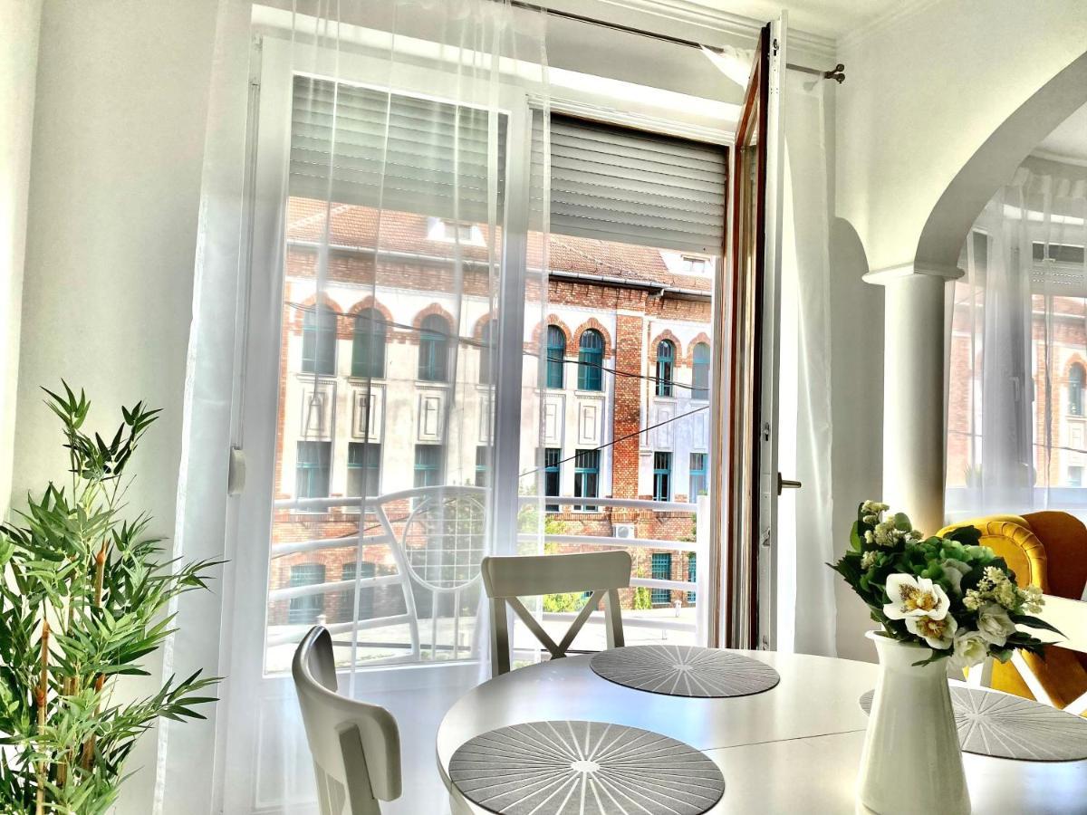 Mirell Apartman 塞格德 外观 照片